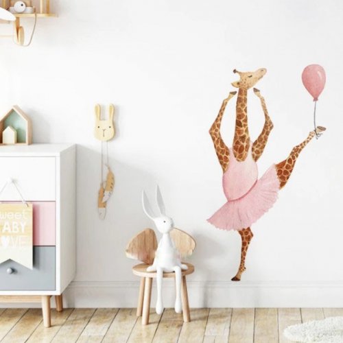 Aranyos falmatrica gyerekszobába balettező zsiráf