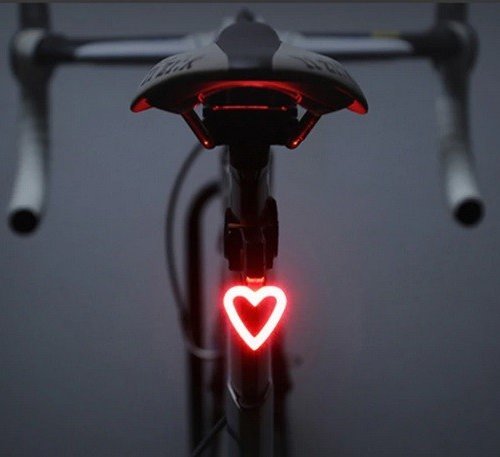 Kerékpár hátsó lámpa, bicikli lámpa, ledes kerékpár lámpa Szív