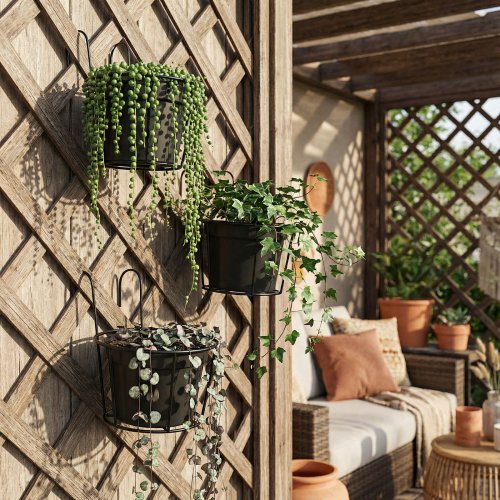 Erkélykorlátra akasztható fém kosár - virágcserepek rögzítéséhez - 18 cm - fekete