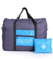 Kézipoggyász méretű, összehajtható táska kék