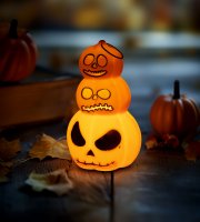 Halloween-i világító dekoráció - tök - melegfehér LED - 12 x 7,5 cm - 3 x LR1130