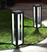 Leszúrható szolár lámpa - 1 melegfehér SMD LED - 10,5 x 10,5 x 46 cm