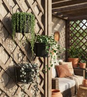 Erkélykorlátra akasztható fém kosár - virágcserepek rögzítéséhez - 18 cm - fekete