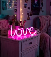 Neon LED lámpa - rózsaszín "Love" - 3 x AA + USB - 34 x 1.6 x 12,5 cm